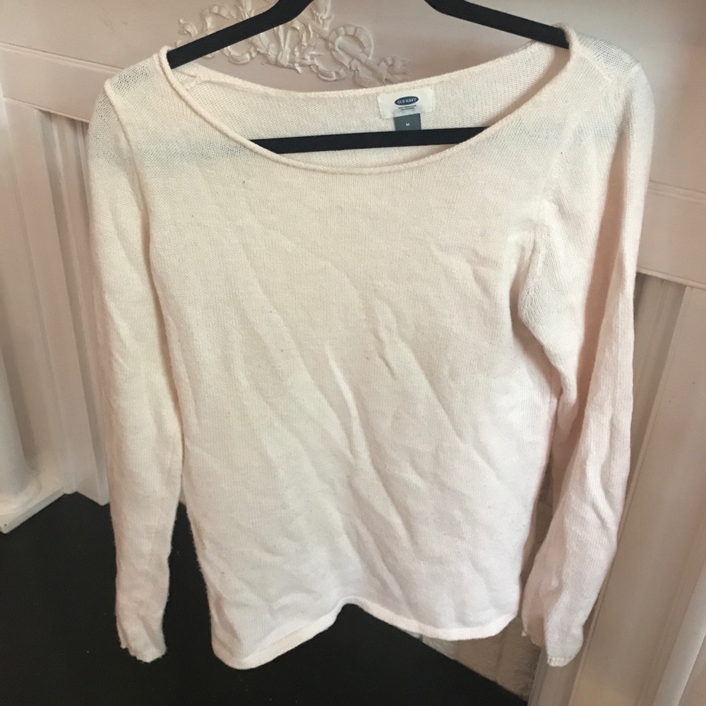medium baby pink sweater